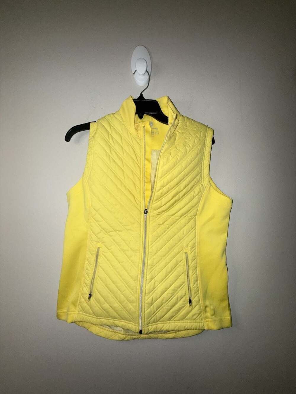 Levelwear Women's Chevron Quilted Zip-Up Performance Vest